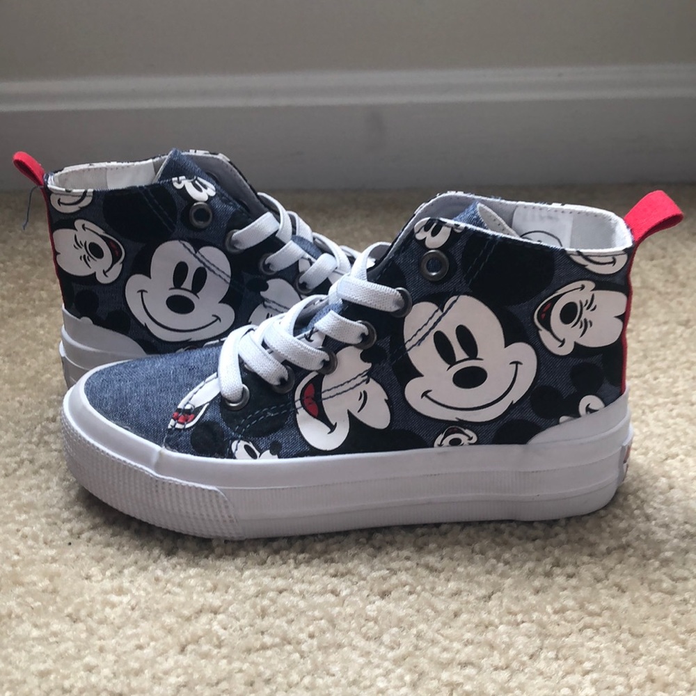 NWT Mickey Mouse sneakers - Picture 1 of 5